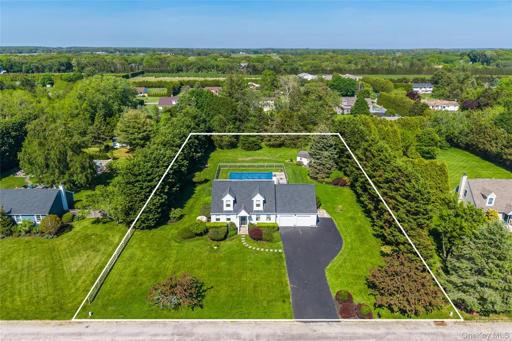 820 Gabriella Court Mattituck, NY 11952
