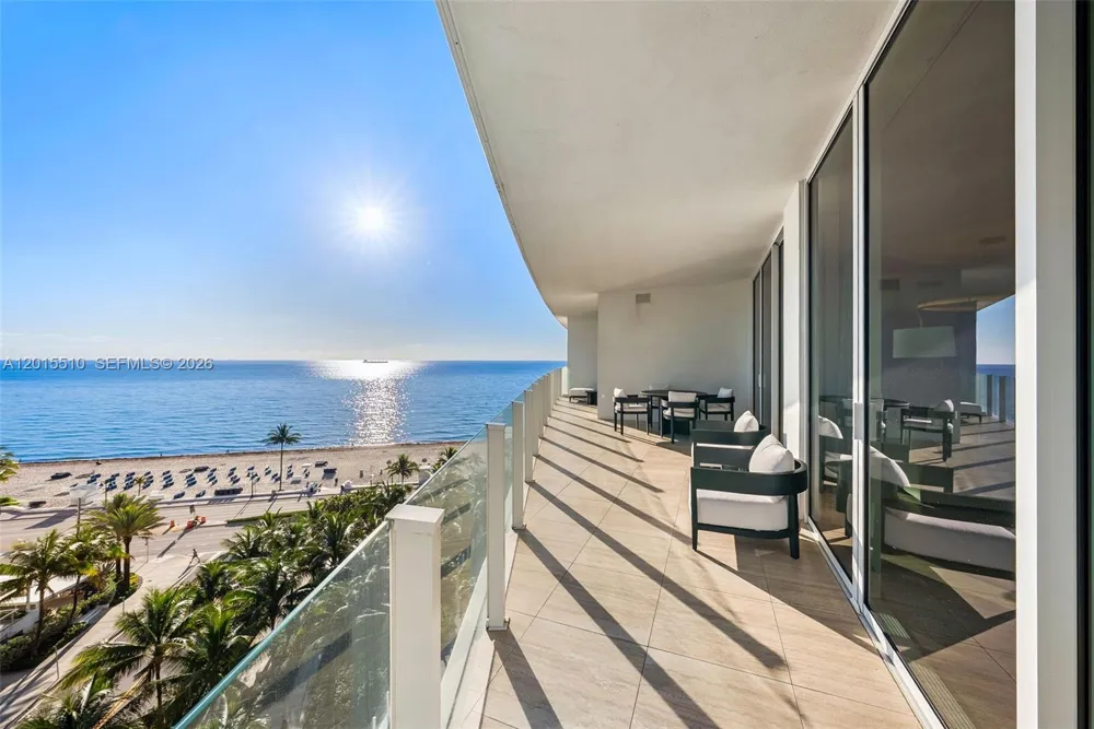 525 Fort Lauderdale Beach Blvd #702 Fort Lauderdale, FL 33304