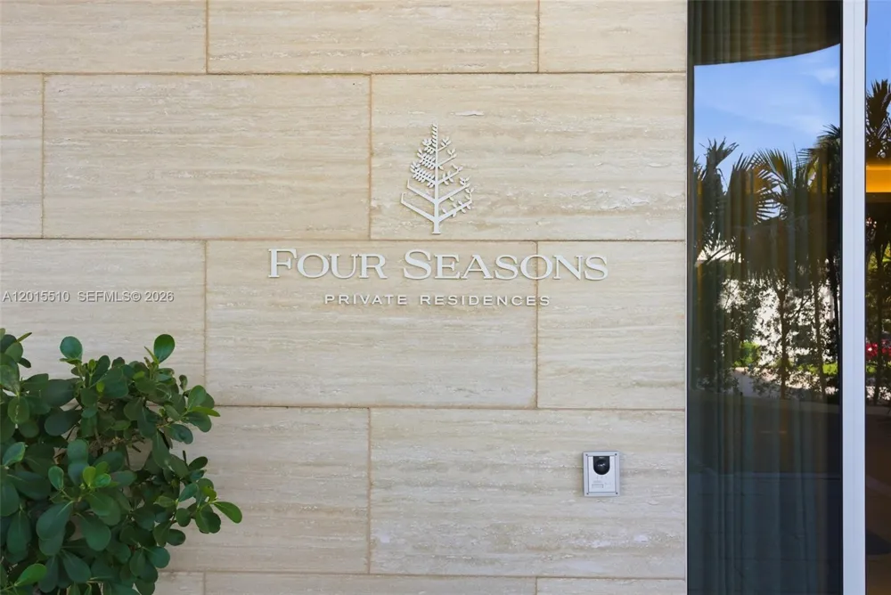 525 Fort Lauderdale Beach Blvd #702 Fort Lauderdale, FL 33304