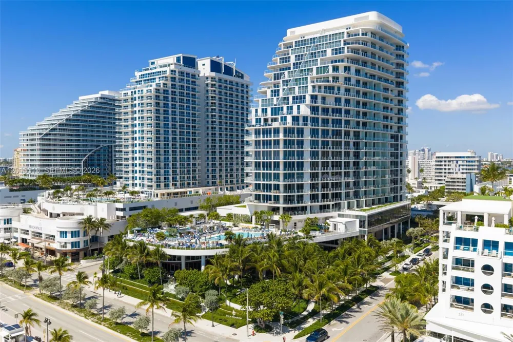 525 Fort Lauderdale Beach Blvd #702 Fort Lauderdale, FL 33304