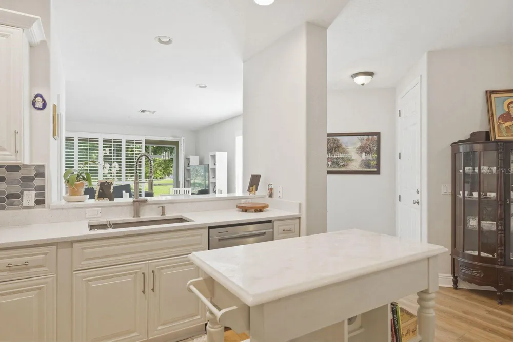 336 HARBOR RIDGE DRIVE Palm Harbor, FL 34683