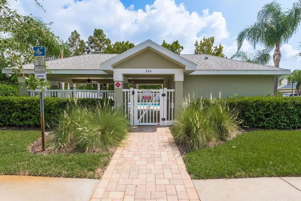 336 HARBOR RIDGE DRIVE Palm Harbor, FL 34683