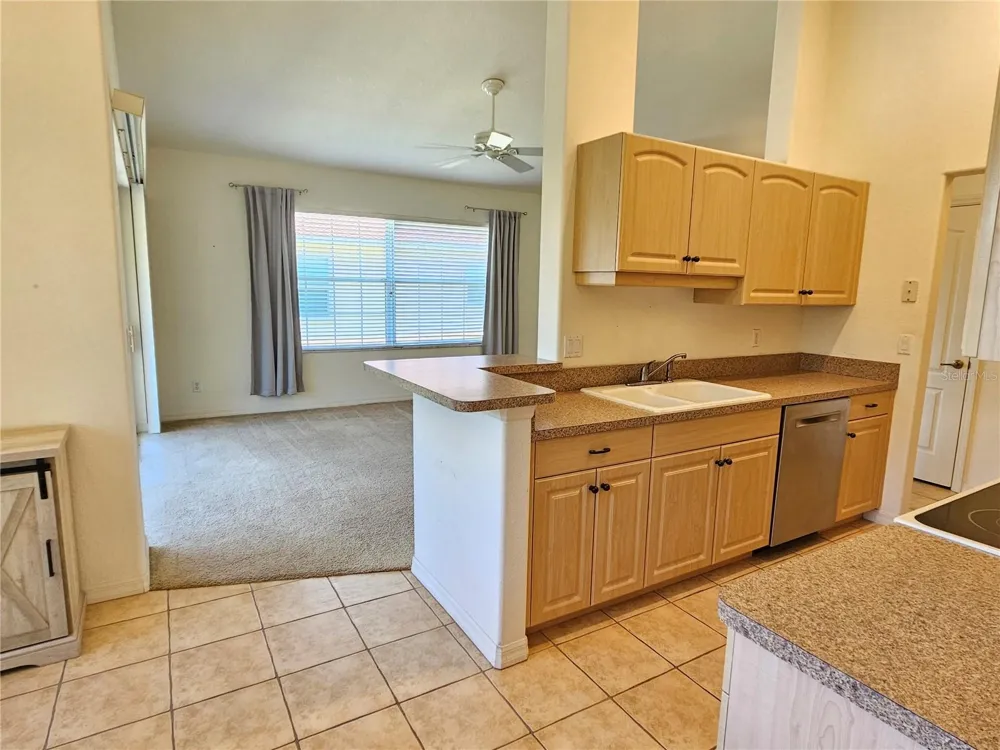 904 CASA DEL LAGO WAY #904 Venice, FL 34292