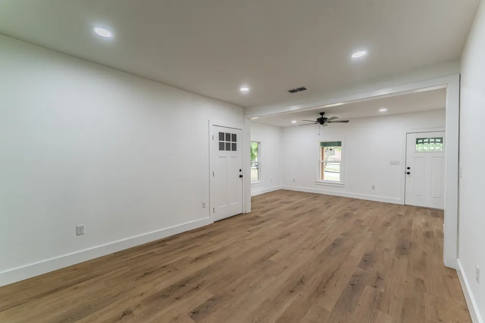 308 W Pine Street Winnsboro, TX 75494