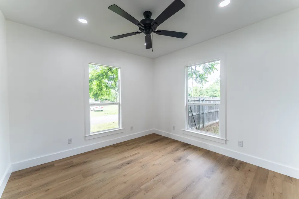 308 W Pine Street Winnsboro, TX 75494