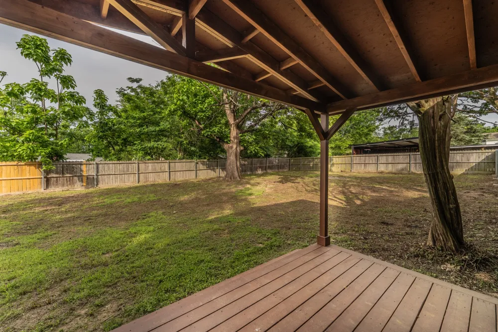 308 W Pine Street Winnsboro, TX 75494