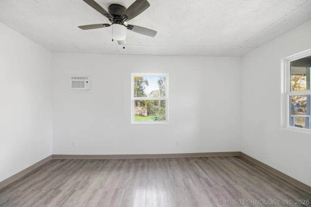 400 W Tulsa Avenue SE Spavinaw, OK 74366