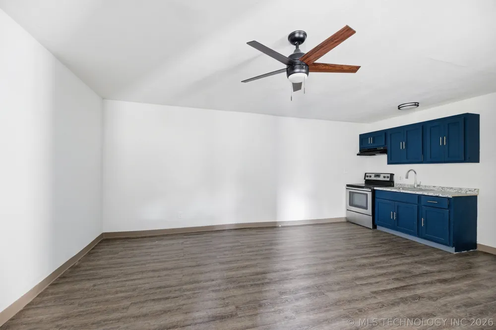 400 W Tulsa Avenue SE Spavinaw, OK 74366