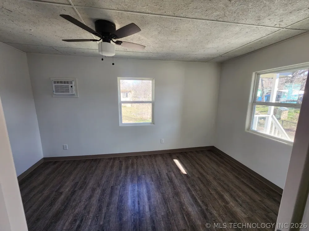 400 W Tulsa Avenue SE Spavinaw, OK 74366
