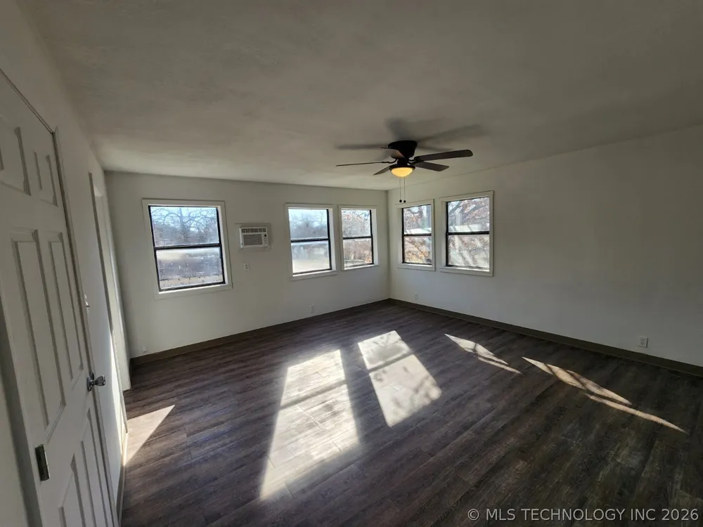 400 W Tulsa Avenue SE Spavinaw, OK 74366