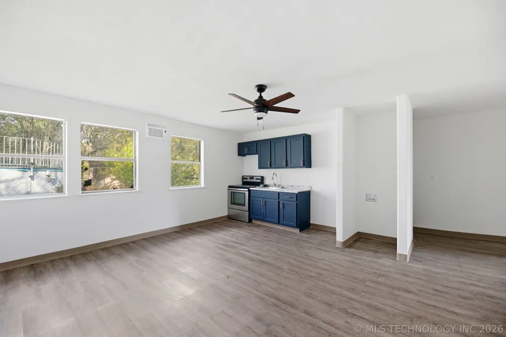 400 W Tulsa Avenue SE Spavinaw, OK 74366