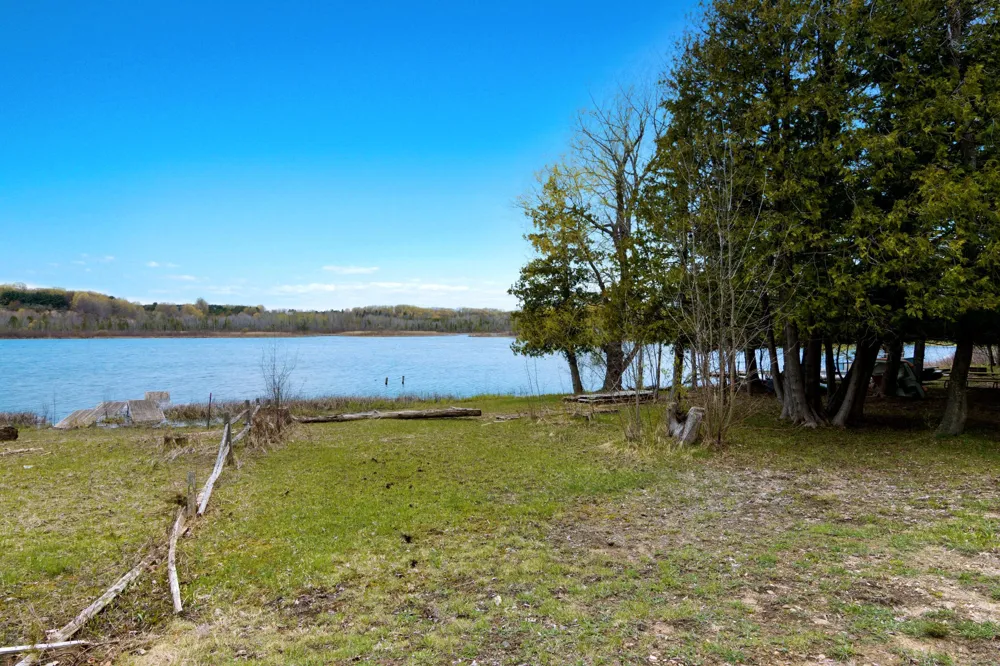 5322 Rushton Road Central Lake Township, MI 49622