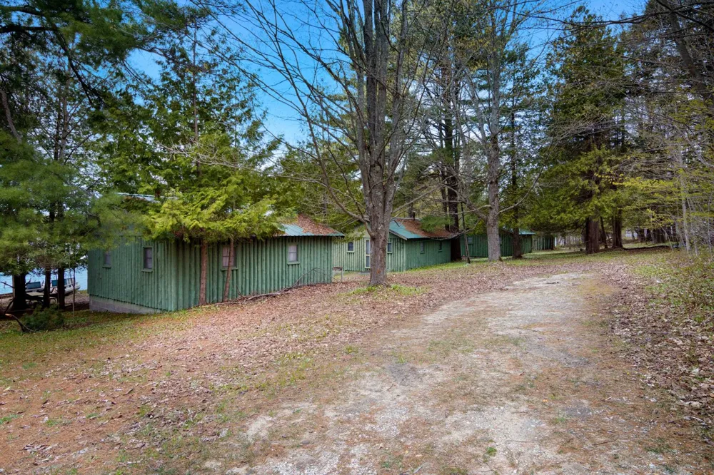 5322 Rushton Road Central Lake Township, MI 49622