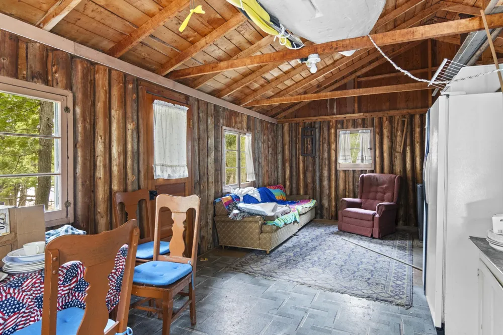 5322 Rushton Road Central Lake Township, MI 49622