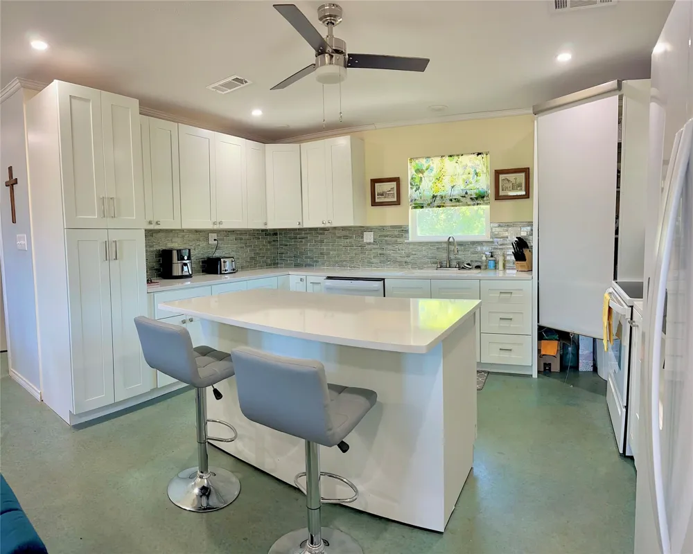12633 FM 374 Cross Plains, TX 76443