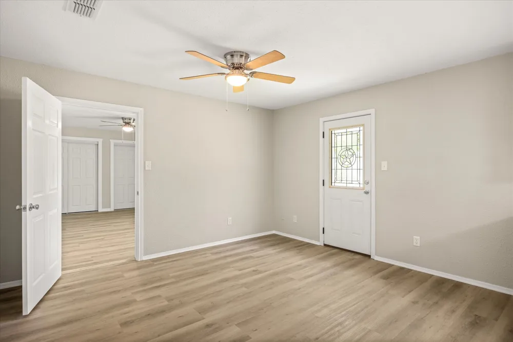 606 Nancy Drive Glen Rose, TX 76043