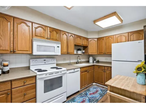 635 S Alton Way #3B