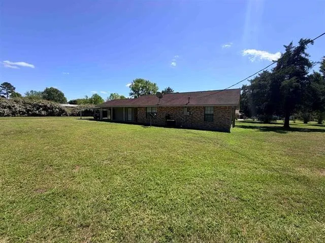 8957 Tejas Lane Silsbee, TX 77656