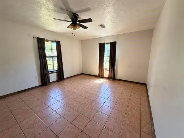 8957 Tejas Lane Silsbee, TX 77656
