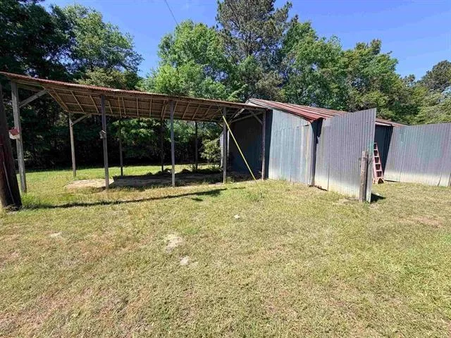 8957 Tejas Lane Silsbee, TX 77656
