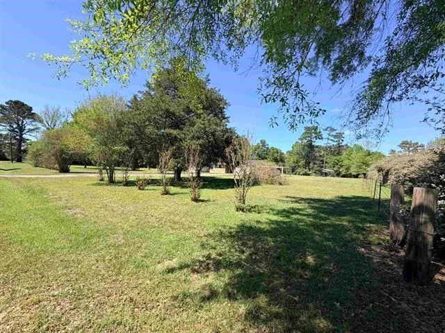 8957 Tejas Lane Silsbee, TX 77656