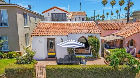 26 La Verne