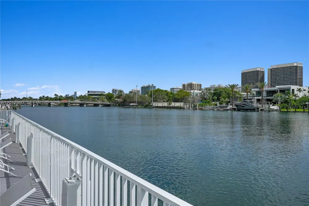 9381 E Bay Harbor Dr #301N Bay Harbor Islands, FL 33154