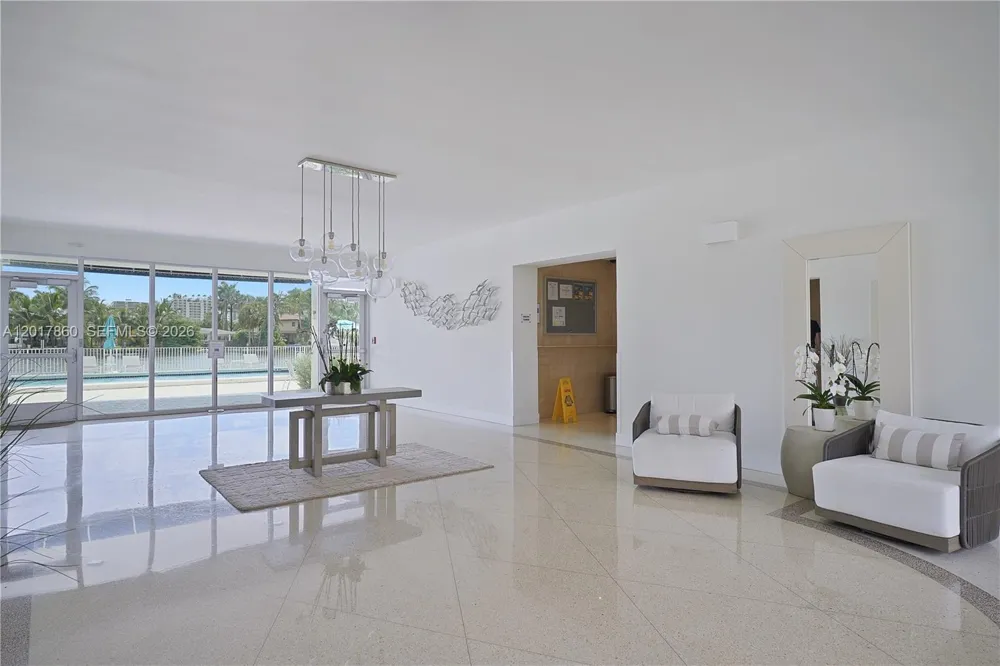 9381 E Bay Harbor Dr #301N Bay Harbor Islands, FL 33154