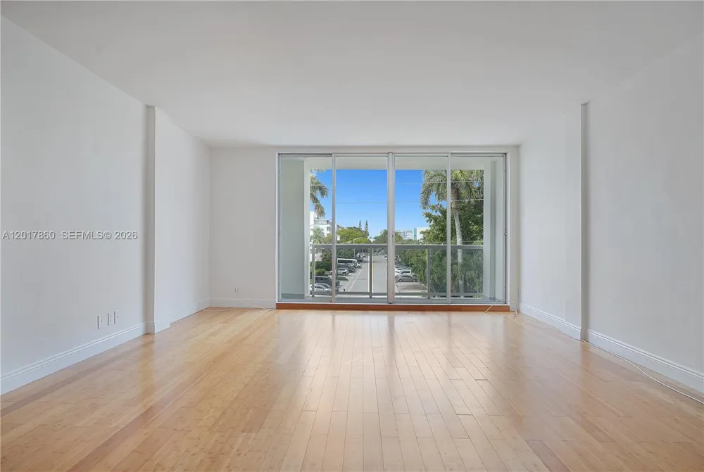 9381 E Bay Harbor Dr #301N Bay Harbor Islands, FL 33154
