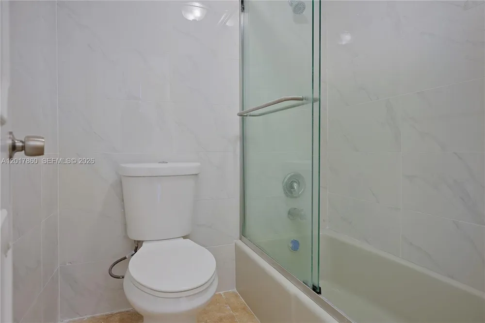 9381 E Bay Harbor Dr #301N Bay Harbor Islands, FL 33154