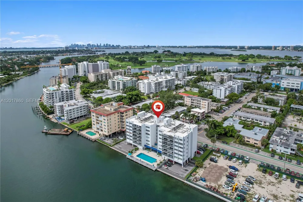 9381 E Bay Harbor Dr #301N Bay Harbor Islands, FL 33154