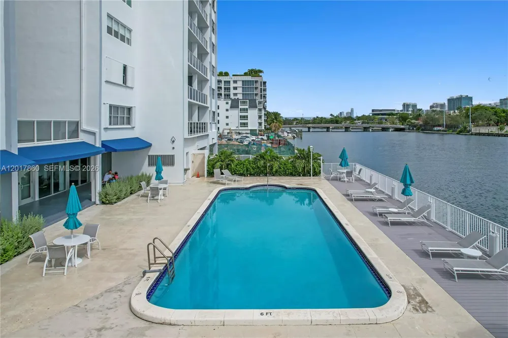 9381 E Bay Harbor Dr #301N Bay Harbor Islands, FL 33154