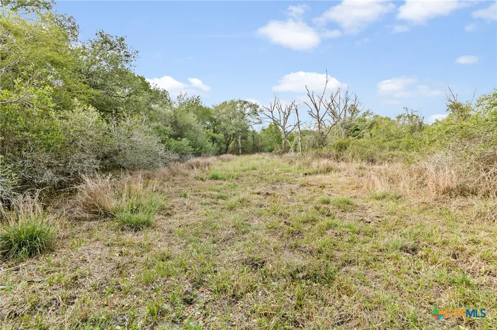 5 FM 530 Edna, TX 77957