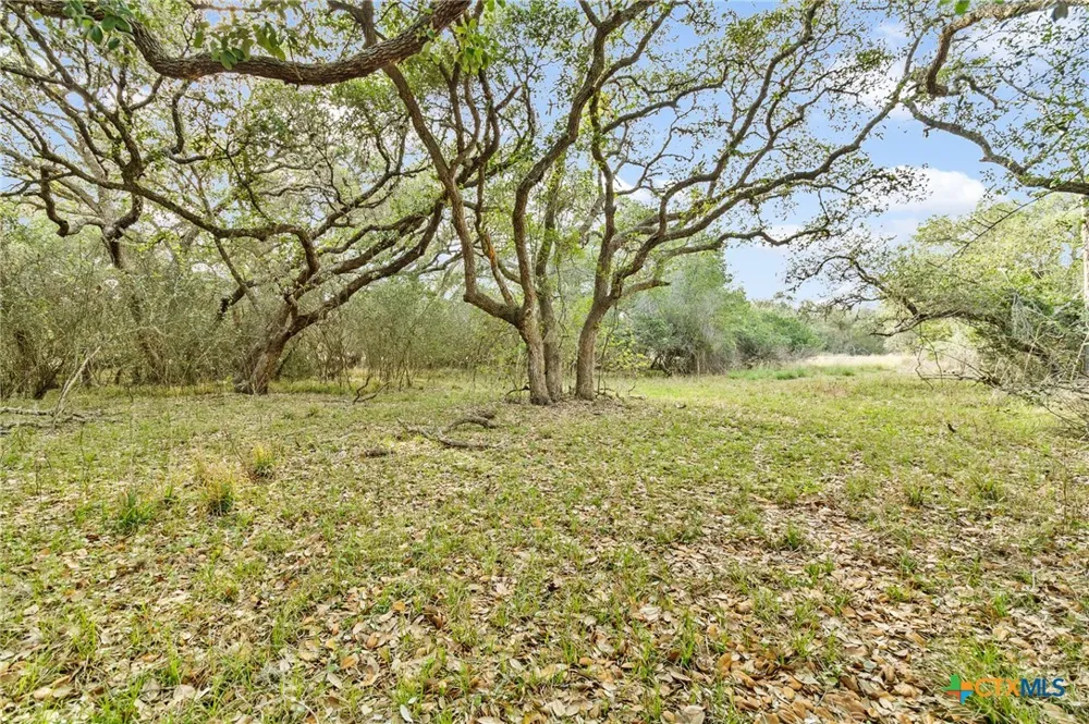 5 FM 530 Edna, TX 77957