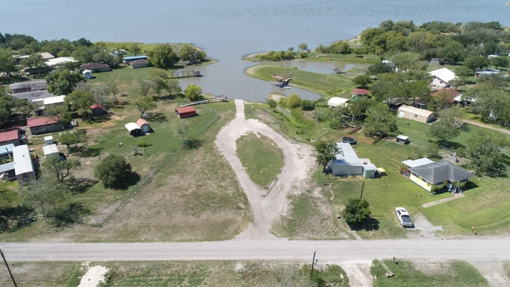 24748 County Road 350 Mathis, TX 78368