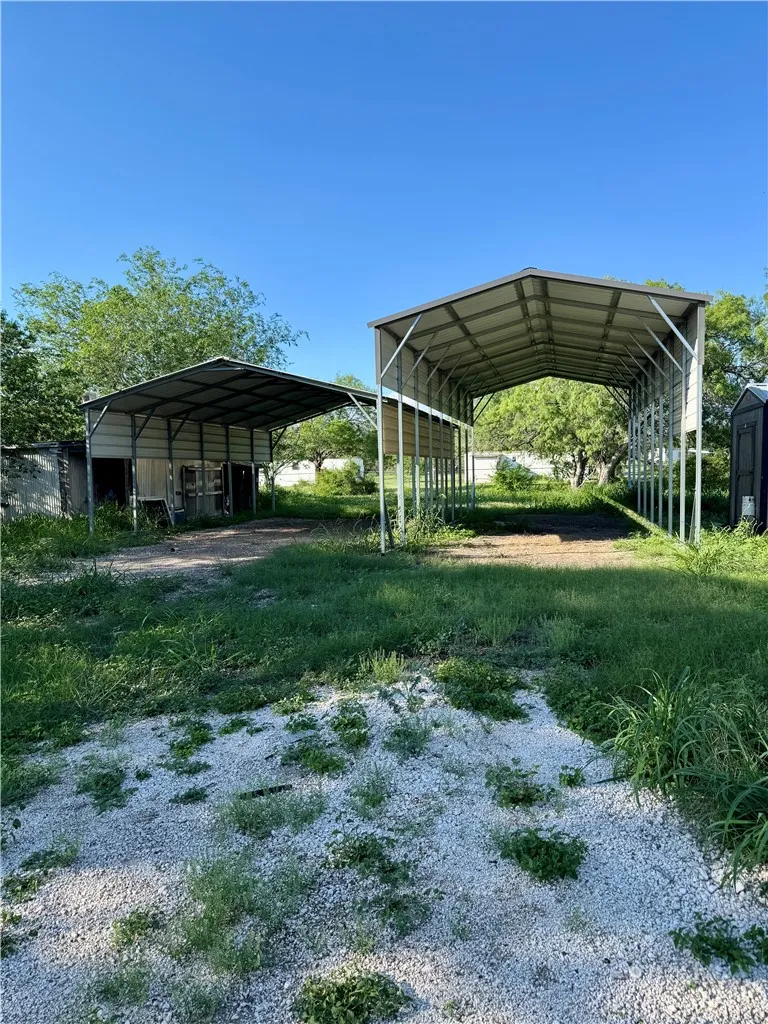 24748 County Road 350 Mathis, TX 78368
