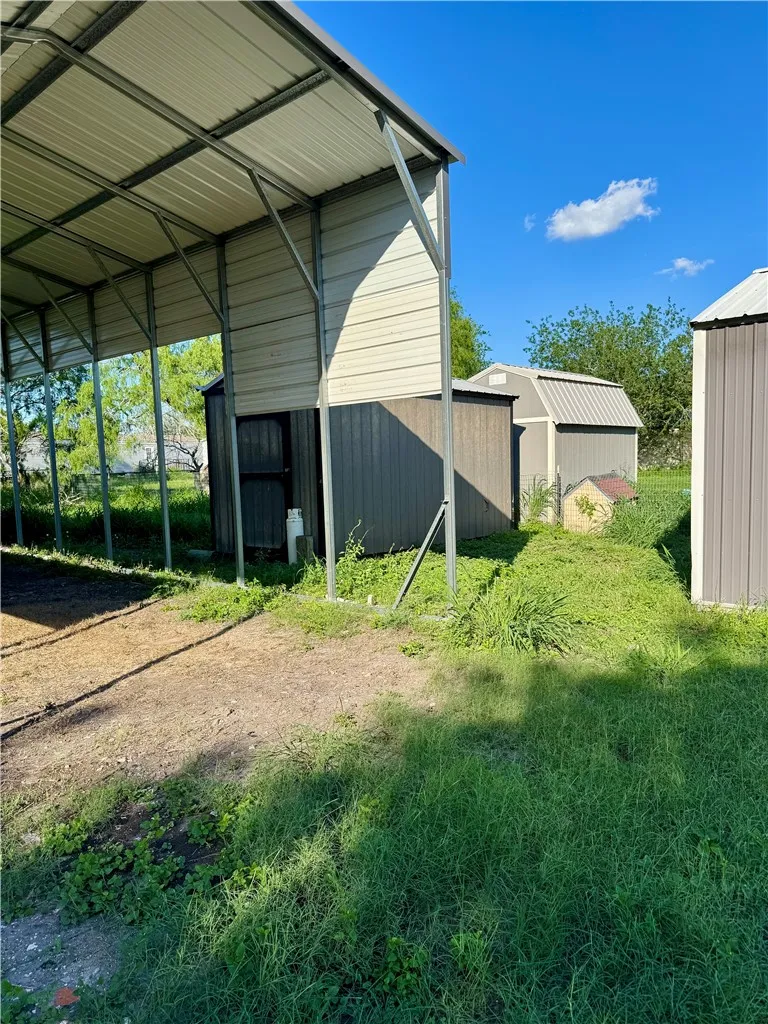 24748 County Road 350 Mathis, TX 78368