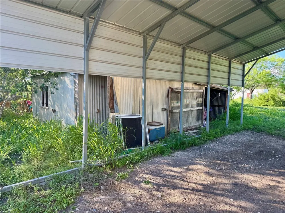 24748 County Road 350 Mathis, TX 78368