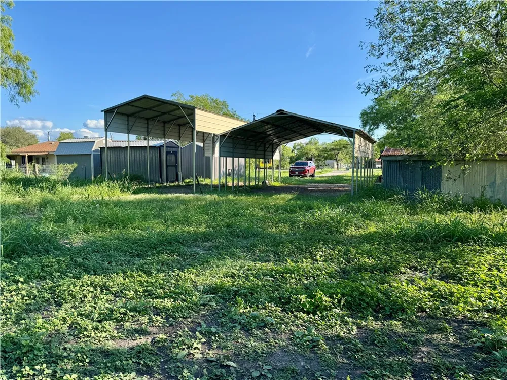 24748 County Road 350 Mathis, TX 78368
