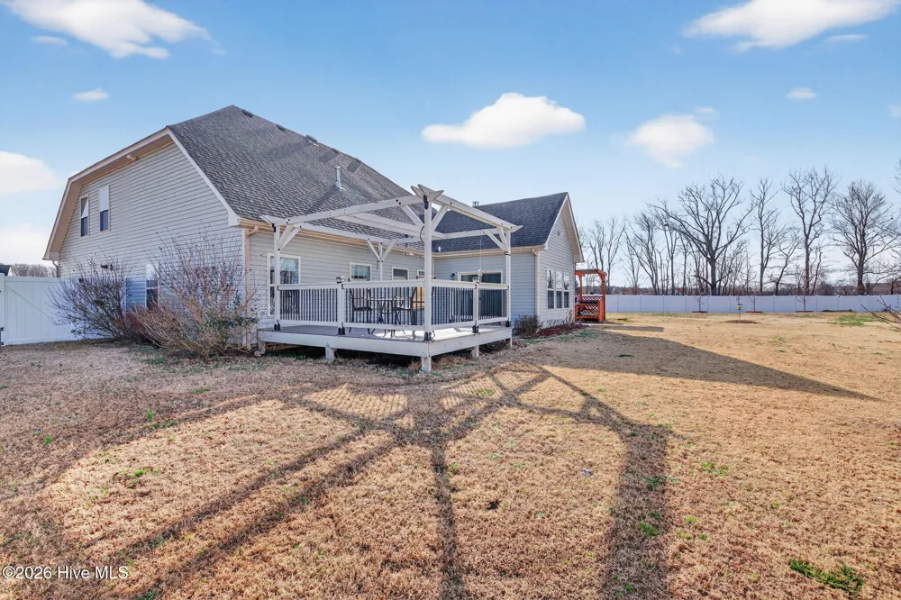 106 Snoozy Manor Lane Moyock, NC 27958