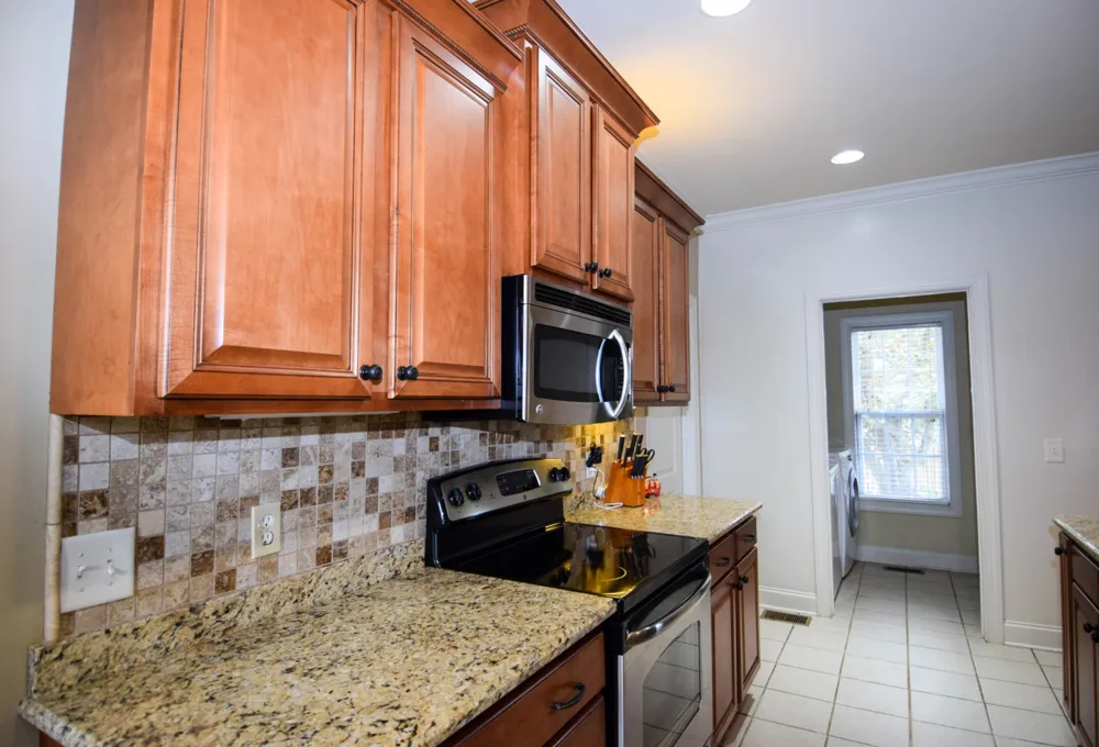 1003 Roland Ct Cottontown, TN 37048