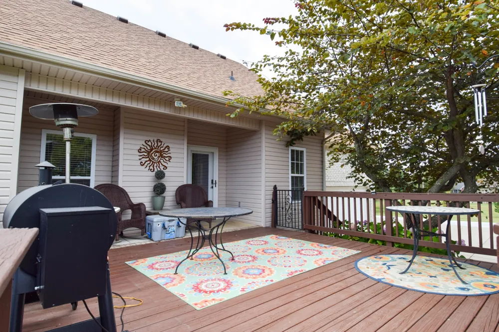 1003 Roland Ct Cottontown, TN 37048