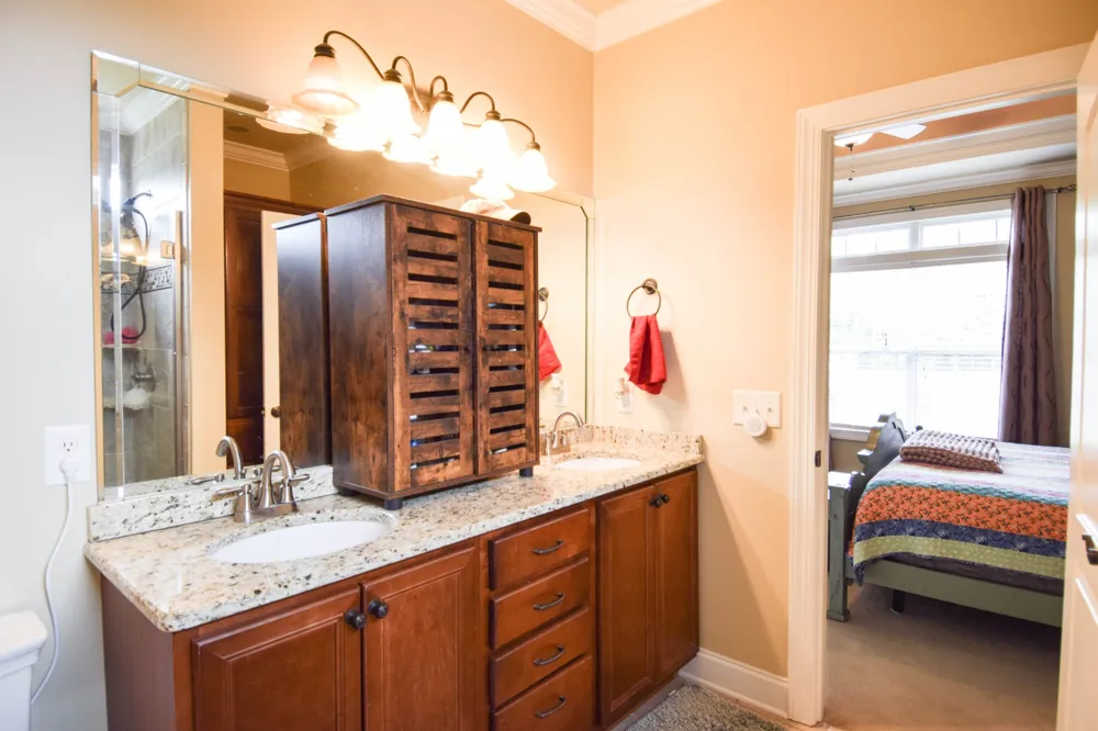 1003 Roland Ct Cottontown, TN 37048