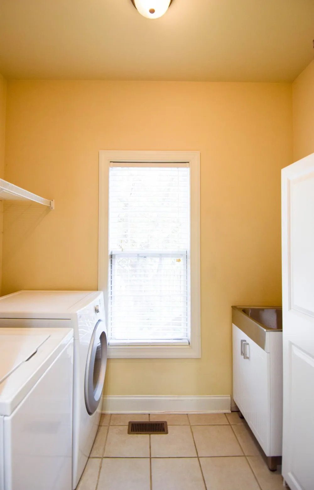 1003 Roland Ct Cottontown, TN 37048