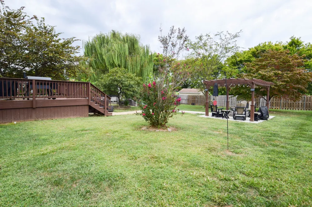 1003 Roland Ct Cottontown, TN 37048