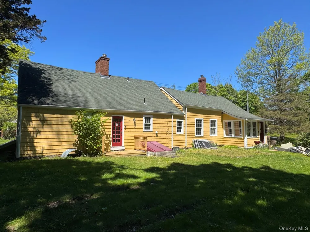 540 Franklinville Road Laurel, NY 11948