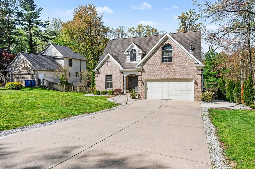 4696 Forest Creek Drive Oshtemo Charter Township, MI 49009