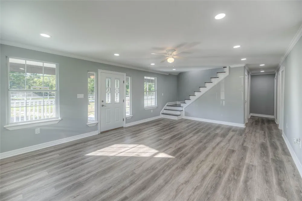 420 Oak Forest Drive Shepherd, TX 77371