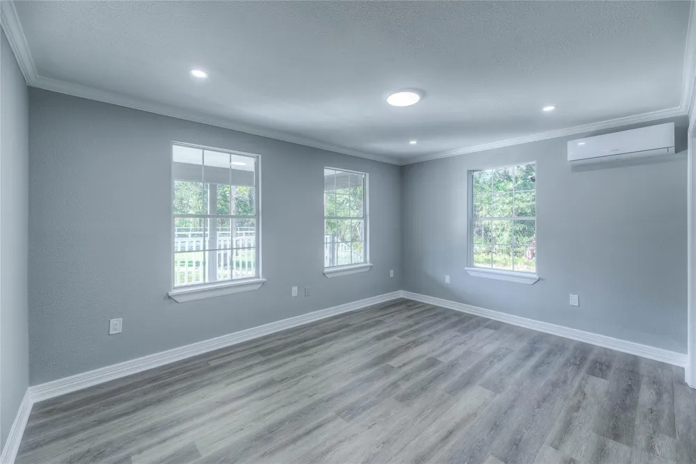 420 Oak Forest Drive Shepherd, TX 77371