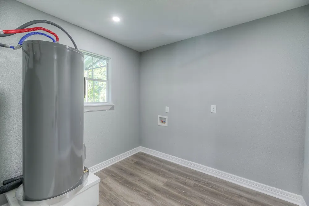 420 Oak Forest Drive Shepherd, TX 77371